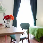 Ostello Bello Milano Centrale Hostal *